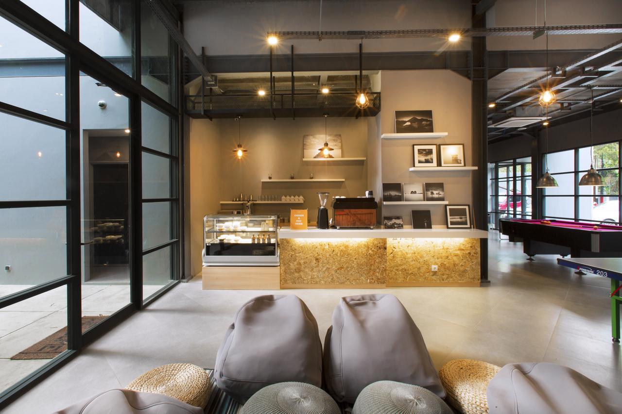 Nomad Hostel Kemang Cakarta Dış mekan fotoğraf