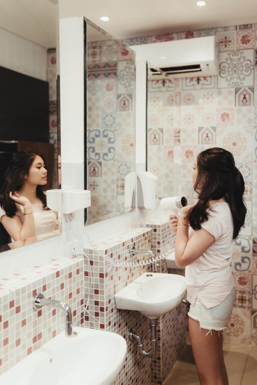 Nomad Hostel Kemang Cakarta Dış mekan fotoğraf